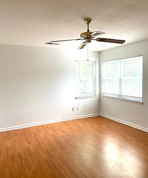 1180 Red Oak Cv — Photo 5