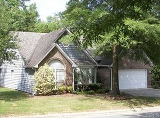 108 Covington Dr, Chapel Hill, NC 27514