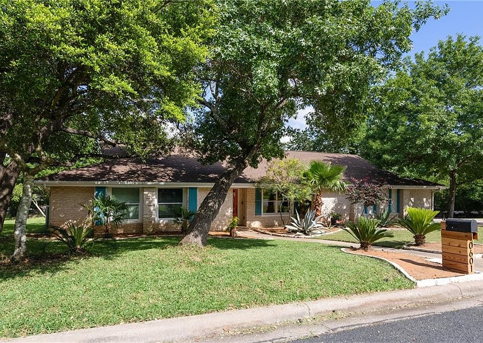 1st image of 10601 Talleyran Dr