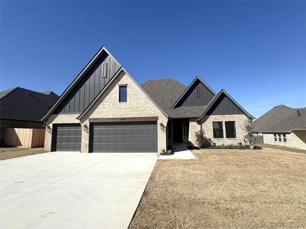 1600 N 72nd St, Broken Arrow, OK 74014