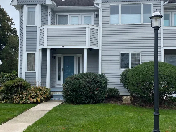 59 Old Post Road APT AR1, Clinton, CT 06413