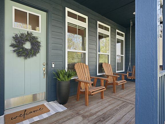 3rd image of 2063 Winthrop Ave
