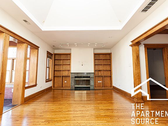 3rd image of 5340 N Kenmore Ave #3
