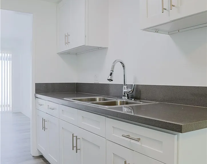 2709 S Baker St #C — Photo 9