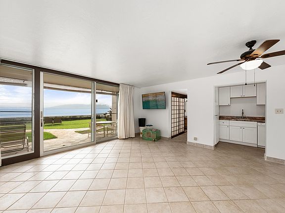 3rd image of 3723 Lower Honoapiilani Rd APT 104