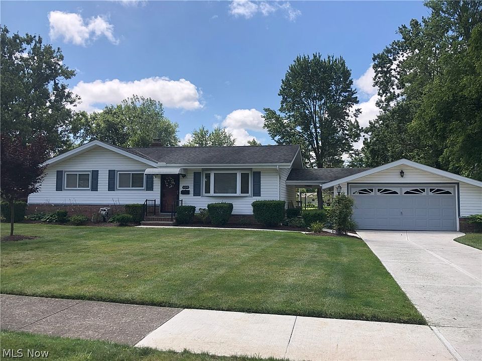 1st image of 26949 Eastwood Ln