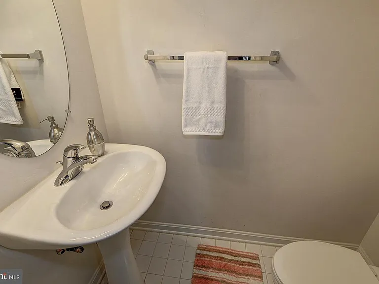 6325 Dunn Ct — Photo 6
