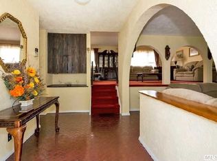 1397 Harding St, Bellmore, NY 11710