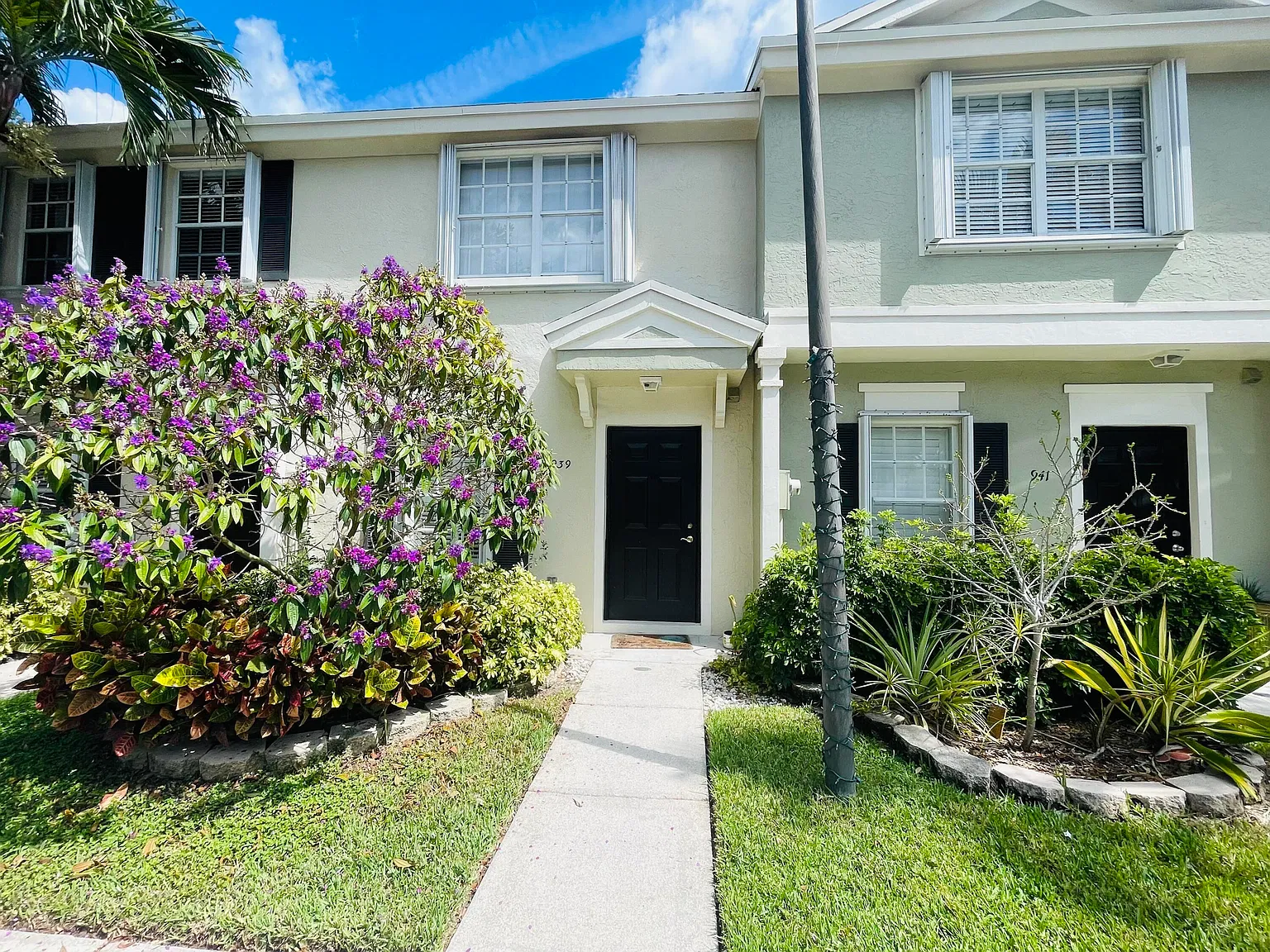 2 bed, 2.5 bath, 1280 sqft, $2,900 — Photo 3