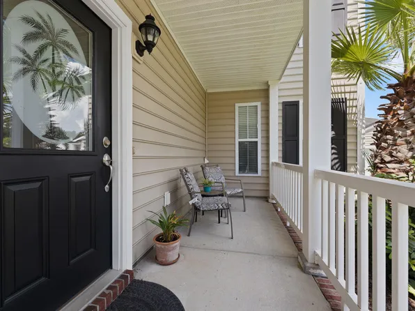 106 Cordoba Ct, Goose Creek, SC 29445