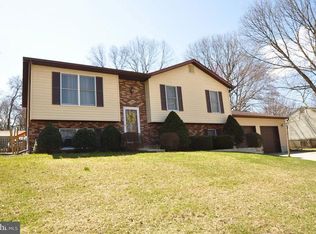 207 Ullman Rd, Pasadena, MD 21122