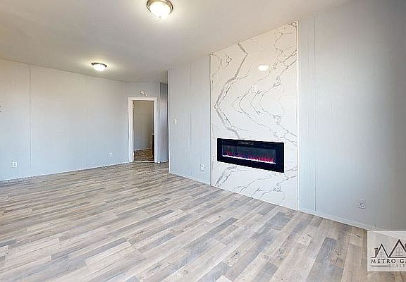 5th image of 6728 78th St APT 7
