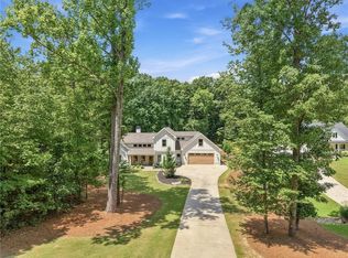 151 Settlers Ridge Dr, Ball Ground, GA 30107