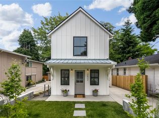 2632 49th Ave SW, Seattle, WA 98116