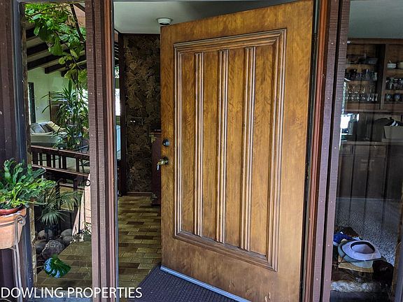 3rd image of 2704 Corona Dr