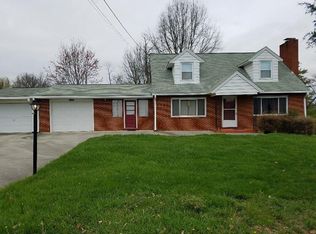 1737 Glendon Rd, Salem, VA 24153