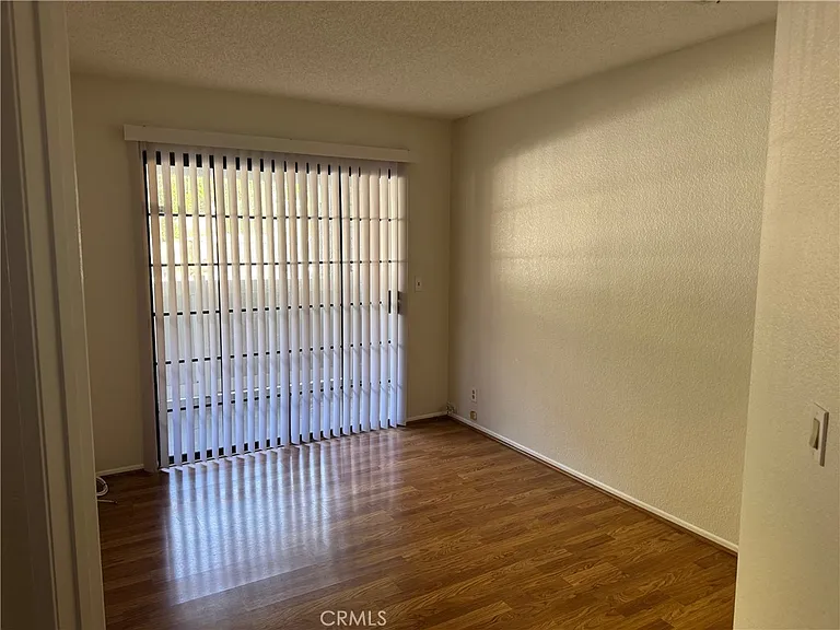 1784 Shady Oaks Ct — Photo 7