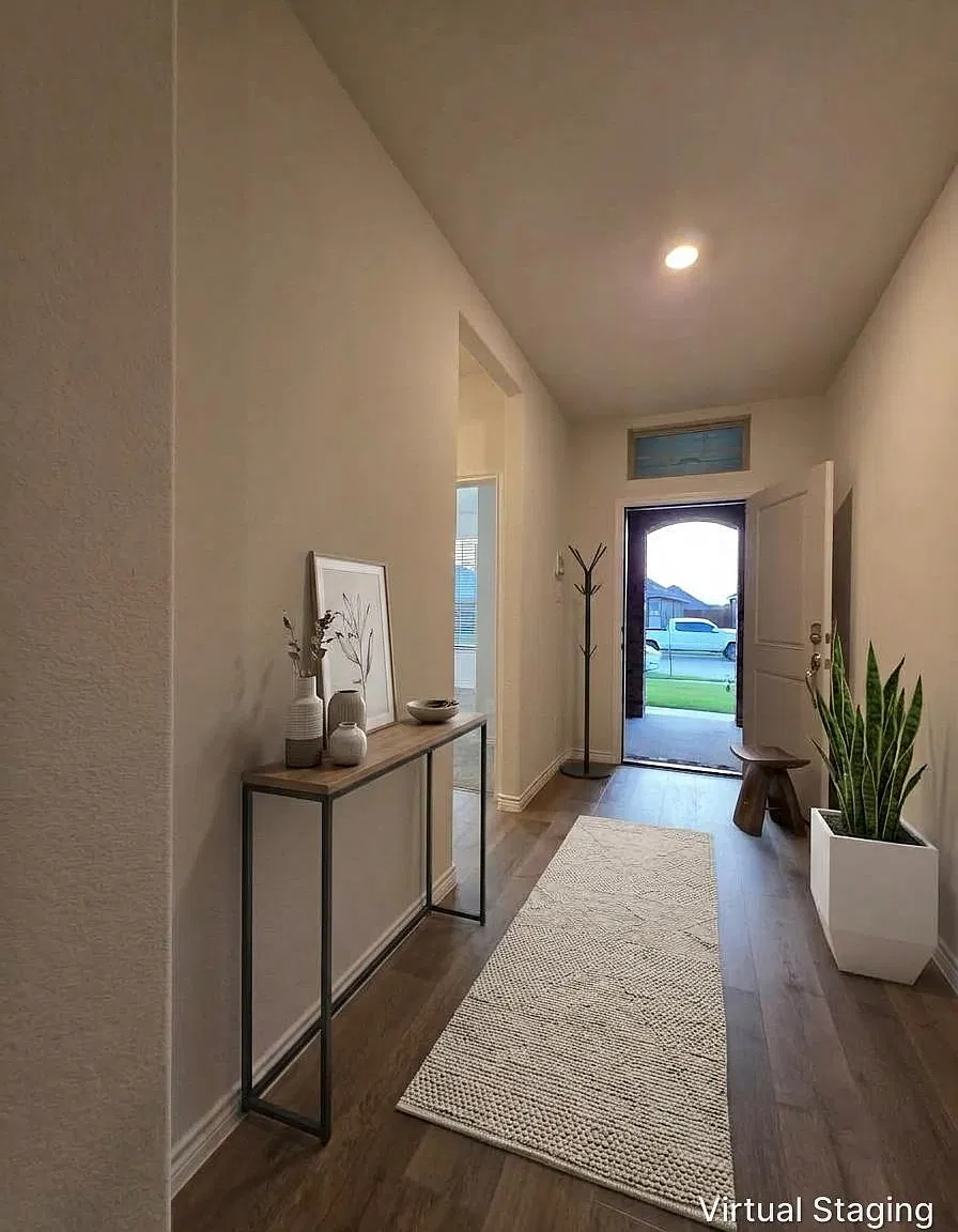 4 bed, 2965 sqft, $2,795 — Photo 2