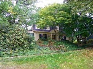 5 Briar Cliff Rd, Pittsburgh, PA 15202