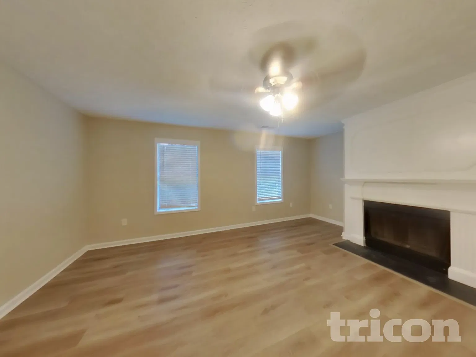 816 Sinclair Way Jonesboro GA — Photo 3