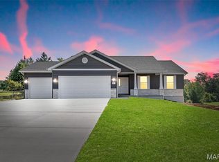 1019 Samwise St, Wright City, MO 63390