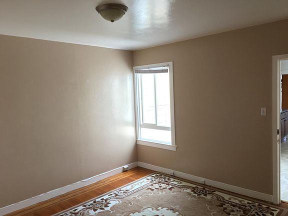 4th image of 1651 21st Ave