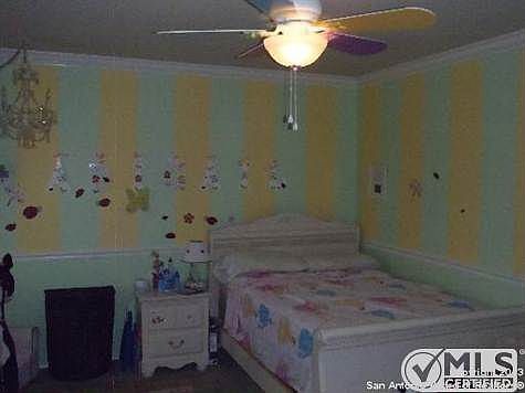5th image of 10622 Springwood Sq