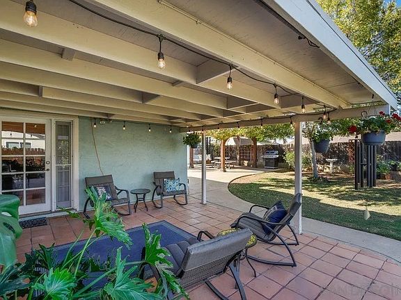 5th image of 2626 Meadowbrook Pl