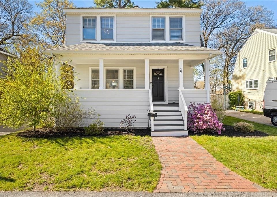 1st image of 29 Pine Cir