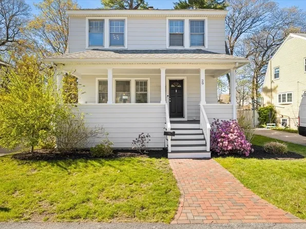 29 Pine Cir, Weymouth, MA 02190