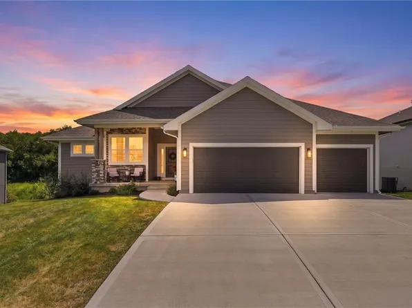 19367 W 114th Ter, Olathe, KS 66061