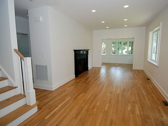 2nd image of 14 Myrtle Blvd