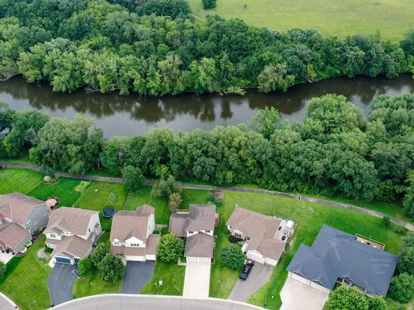 1986 Laquey Ave NE, Saint Michael, MN 55376