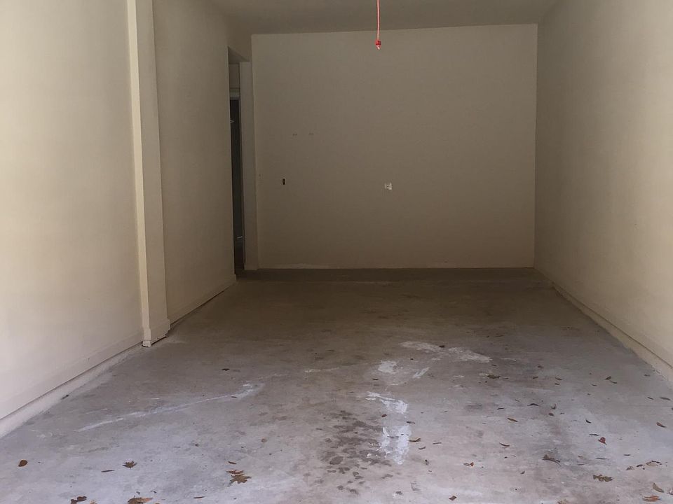 1st image of 8855 Villa View Cir Unit 106