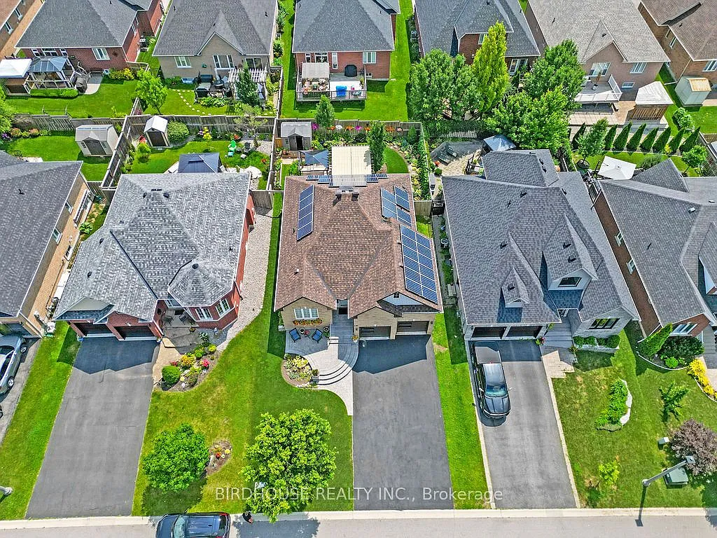 4 bed, $2,900 — Photo 3