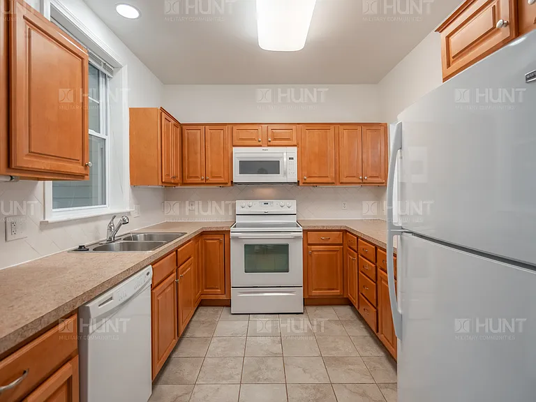 4 Kelly Ln — Photo 1