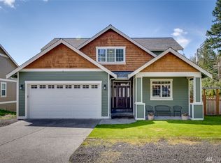 513 NE McWilliams Rd, Bremerton, WA 98311