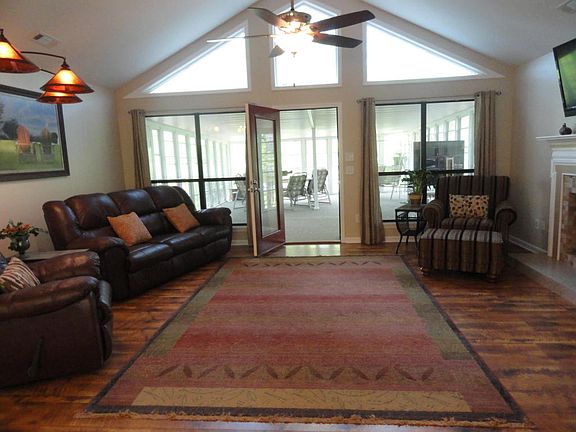 5th image of 158 Whisperwood Dr