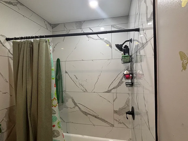 202-206 Berbro Ave #204-B — Photo 6