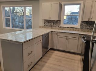 14 Clarendon St, Worcester, MA 01604