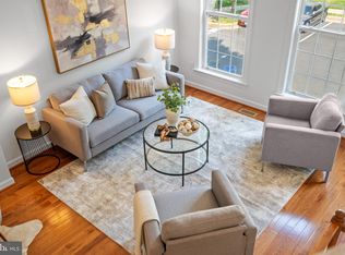 4176 Timber Log Way, Fairfax, VA 22030