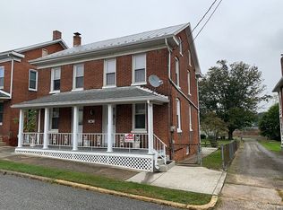 47 S East St, Spring Grove, PA 17362