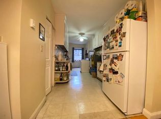 416 Hanover St #3R, Boston, MA 02113