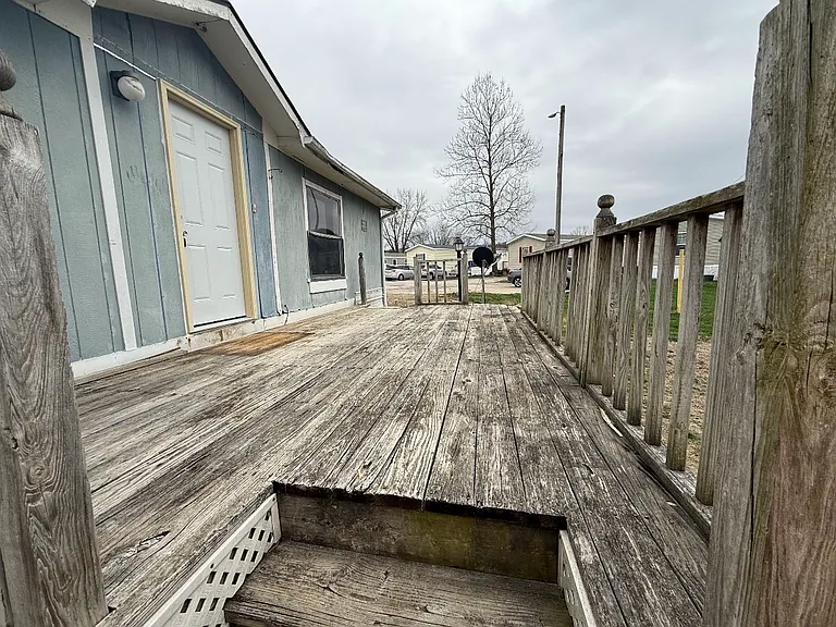 2569 Park Cir #13 — Photo 6