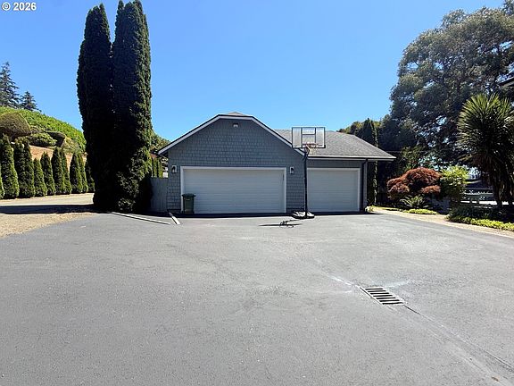 3rd image of 93646 Mallard Ln