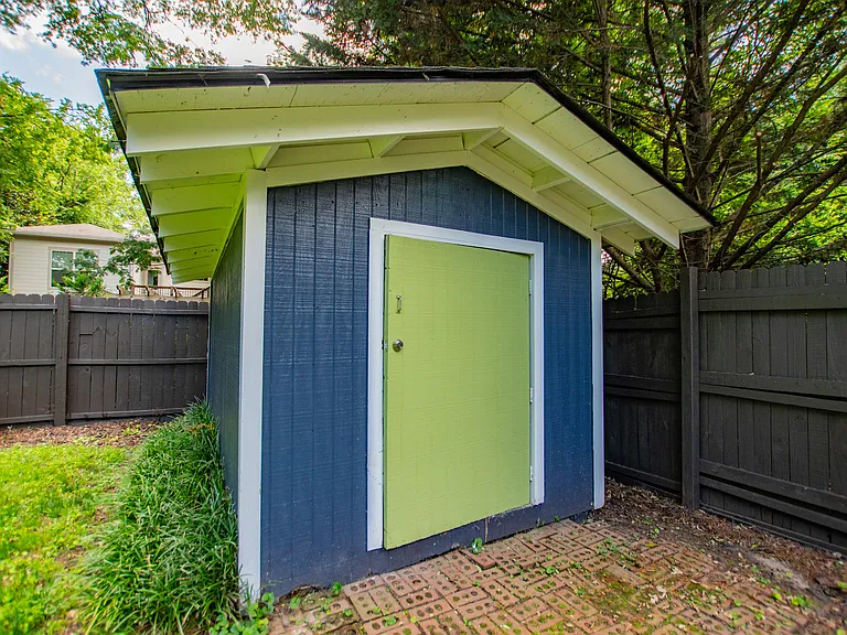1818 Taylor Ave — Photo 63