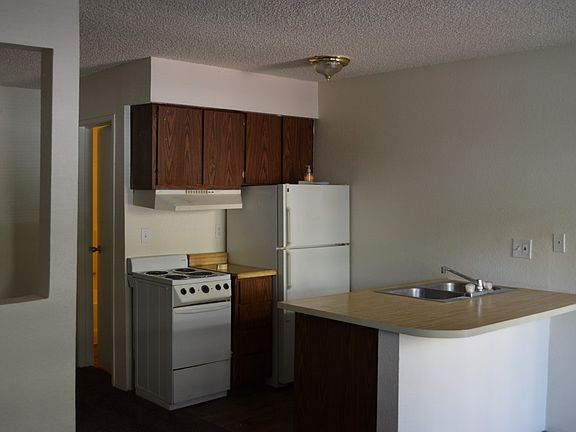 3rd image of 4816 Koval Ln APT 06