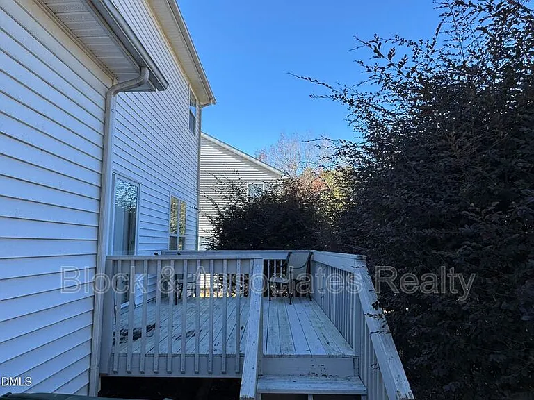 3228 Forest Mill Cir — Photo 6
