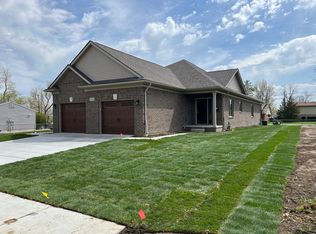 304 E Washington St, Romeo, MI 48065