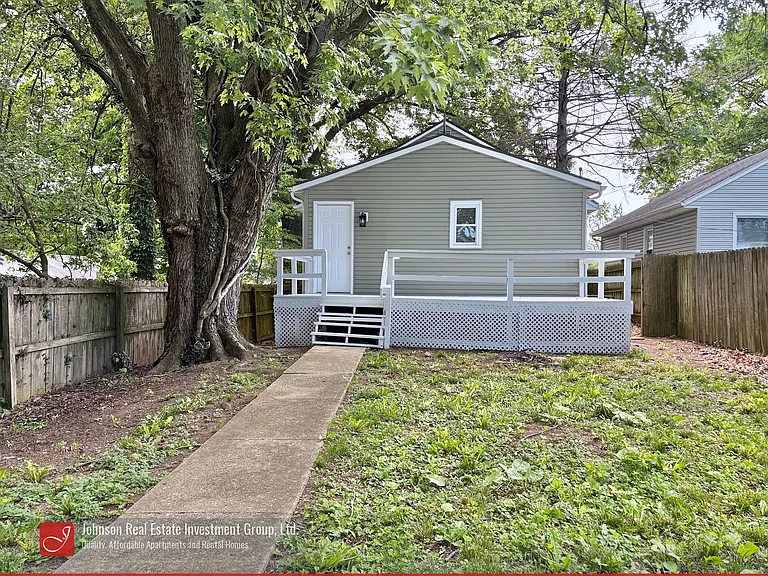 1316 Genessee Ave — Photo 25